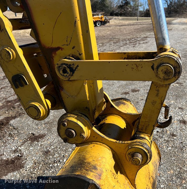 image for item MM9115 1989 Caterpillar E70B  excavator