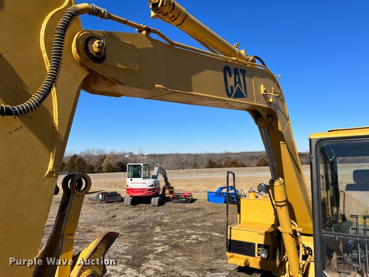 image for item MM9115 1989 Caterpillar E70B  excavator