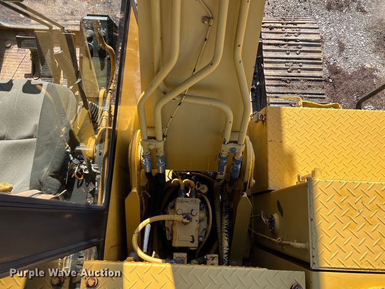 image for item MM9115 1989 Caterpillar E70B  excavator