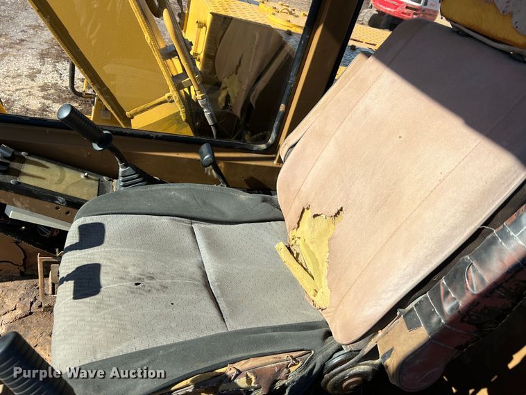 image for item MM9115 1989 Caterpillar E70B  excavator