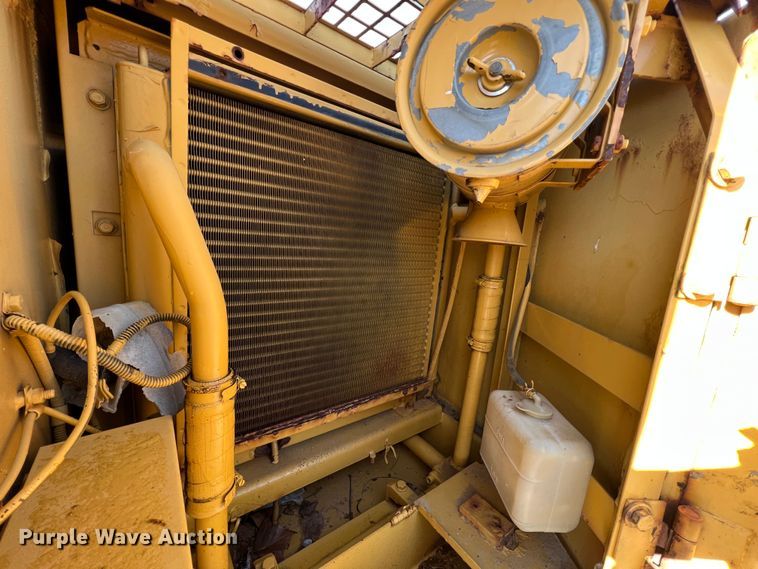 image for item MM9115 1989 Caterpillar E70B  excavator