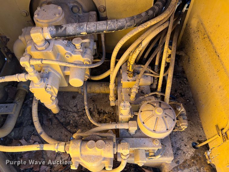 image for item MM9115 1989 Caterpillar E70B  excavator
