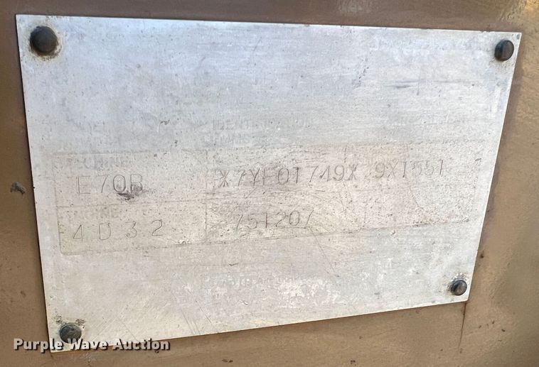 image for item MM9115 1989 Caterpillar E70B  excavator