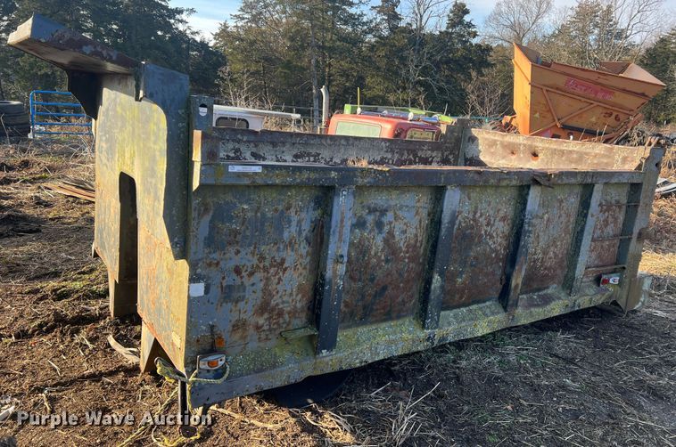 image for item MM9124 Heil HPT12Y  Dump truck bed