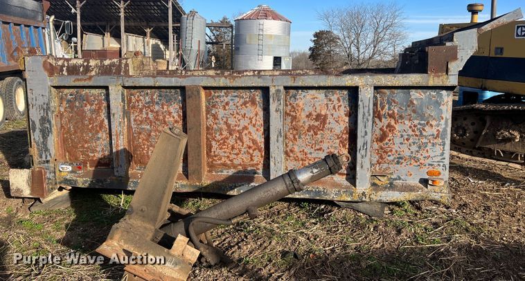 image for item MM9124 Heil HPT12Y  Dump truck bed