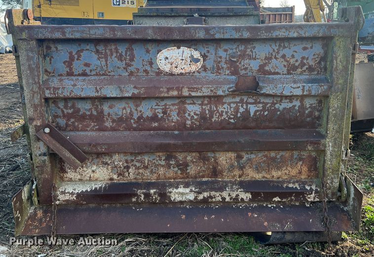 image for item MM9124 Heil HPT12Y  Dump truck bed