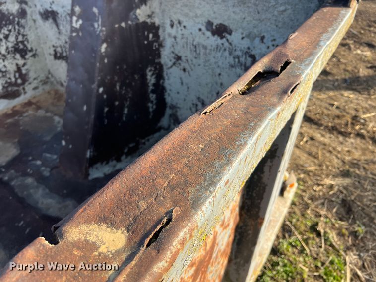 image for item MM9124 Heil HPT12Y  Dump truck bed