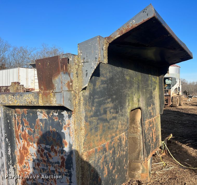 image for item MM9124 Heil HPT12Y  Dump truck bed