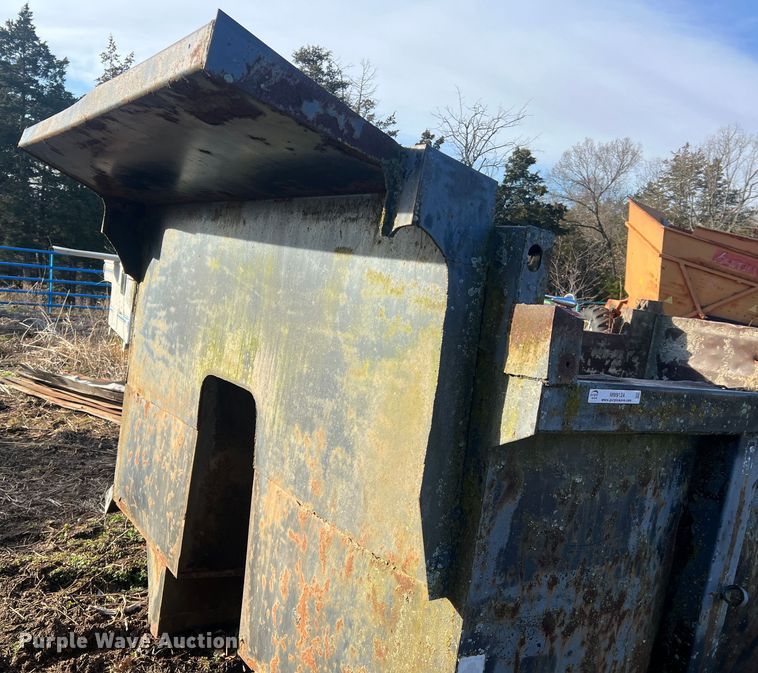 image for item MM9124 Heil HPT12Y  Dump truck bed