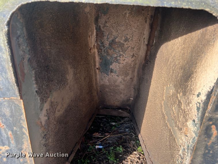 image for item MM9124 Heil HPT12Y  Dump truck bed