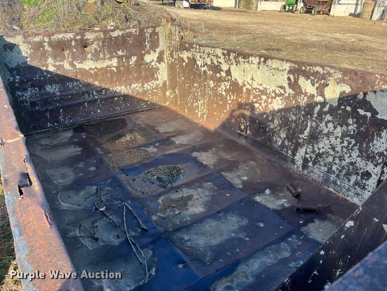 image for item MM9124 Heil HPT12Y  Dump truck bed