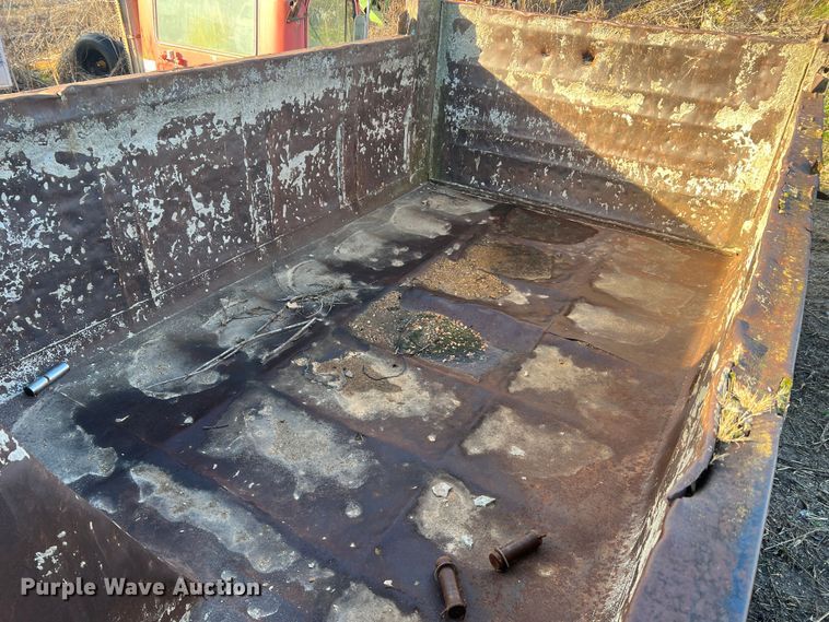 image for item MM9124 Heil HPT12Y  Dump truck bed