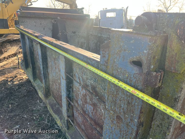 image for item MM9124 Heil HPT12Y  Dump truck bed