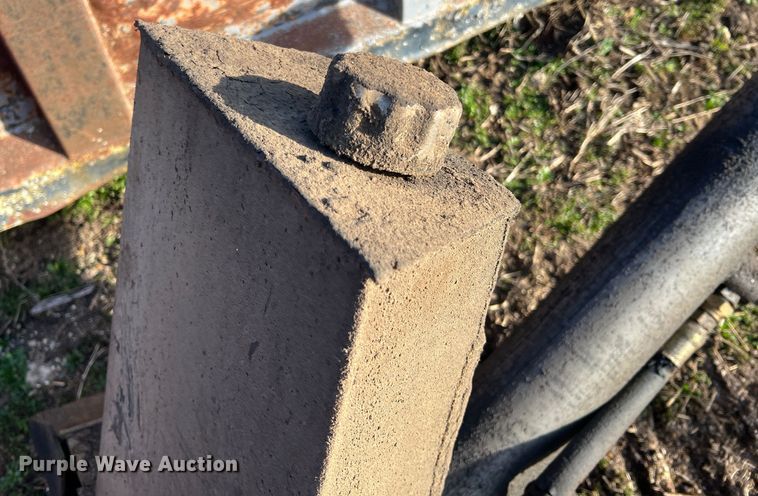 image for item MM9124 Heil HPT12Y  Dump truck bed