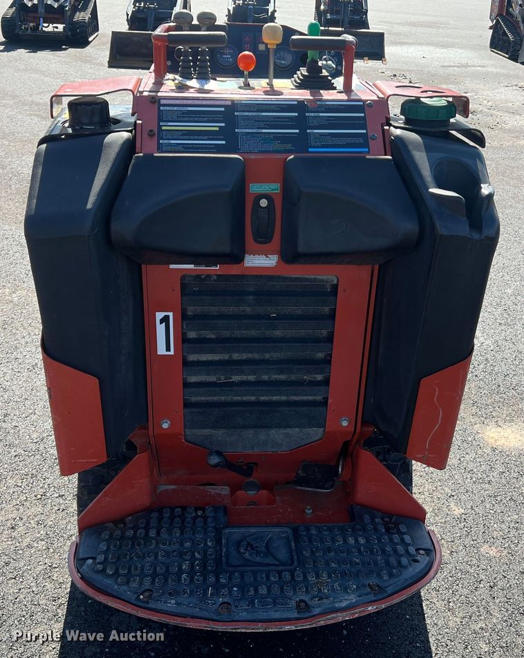 image for item MM9127 2017 Ditch Witch SK600  compact utility loader