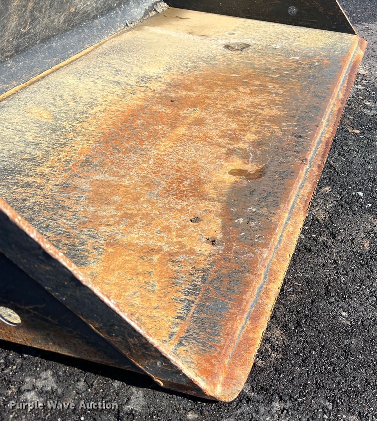 image for item MM9127 2017 Ditch Witch SK600  compact utility loader