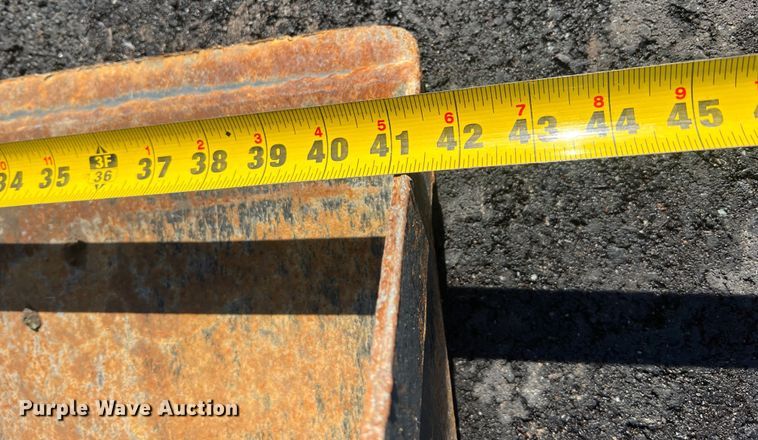 image for item MM9127 2017 Ditch Witch SK600  compact utility loader