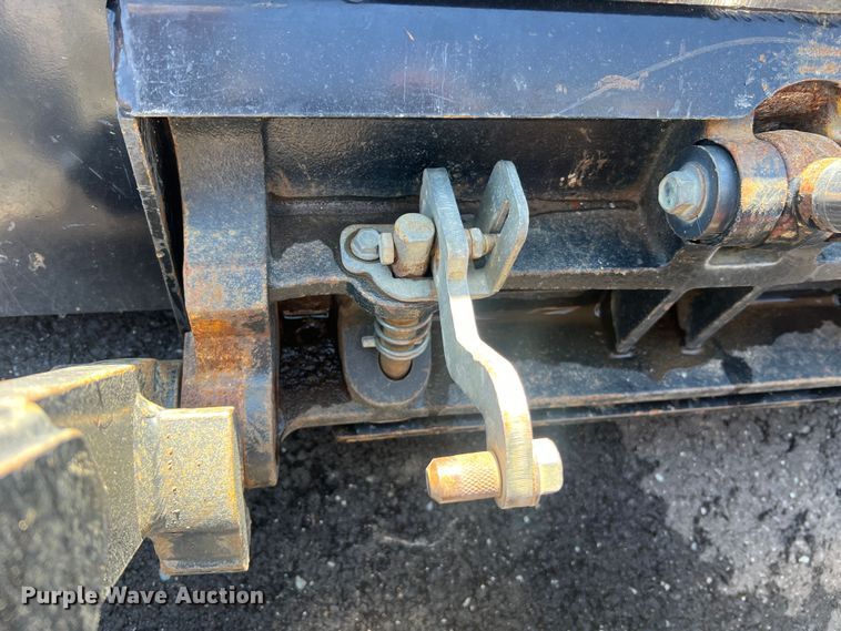 image for item MM9127 2017 Ditch Witch SK600  compact utility loader