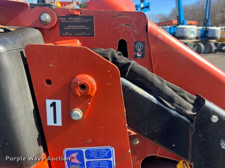 image for item MM9127 2017 Ditch Witch SK600  compact utility loader