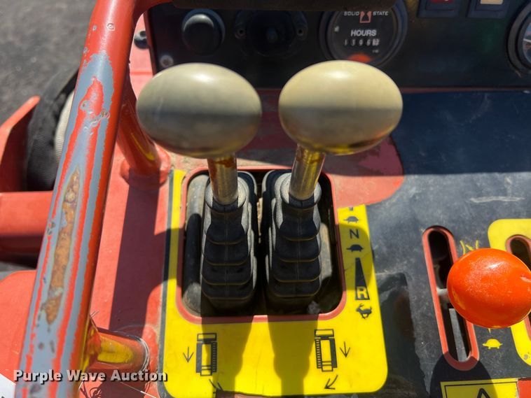 image for item MM9127 2017 Ditch Witch SK600  compact utility loader