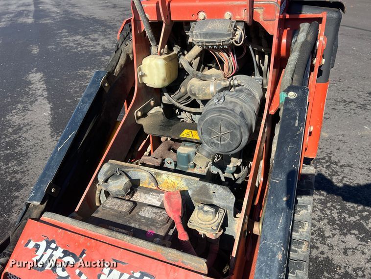 image for item MM9127 2017 Ditch Witch SK600  compact utility loader