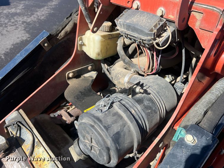 image for item MM9127 2017 Ditch Witch SK600  compact utility loader