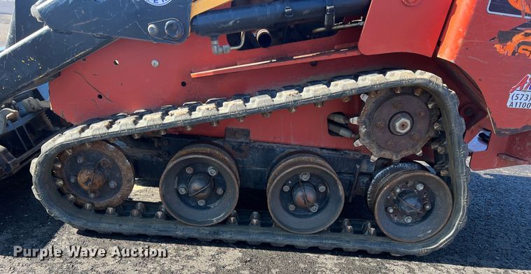 image for item MM9127 2017 Ditch Witch SK600  compact utility loader