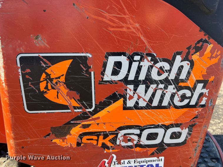 image for item MM9127 2017 Ditch Witch SK600  compact utility loader