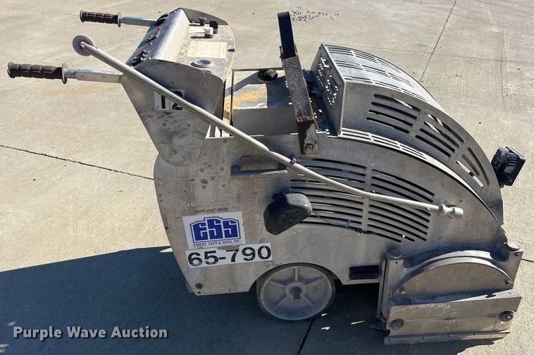 image for item MM9139 2008 Husqvarna Soff-Cut GX4200  concrete saw