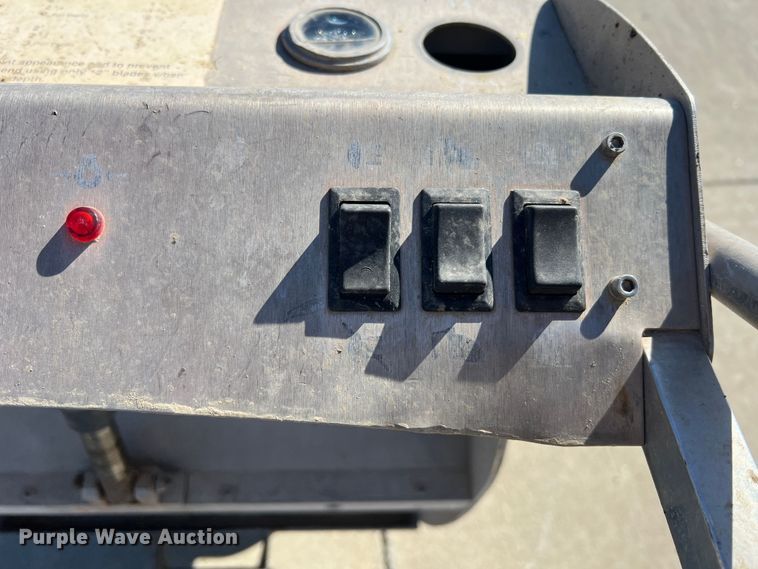 image for item MM9139 2008 Husqvarna Soff-Cut GX4200  concrete saw