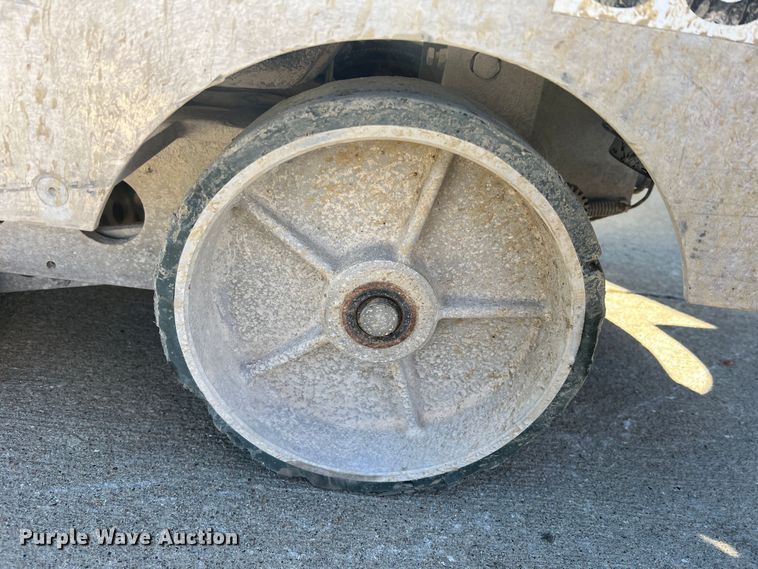 image for item MM9139 2008 Husqvarna Soff-Cut GX4200  concrete saw