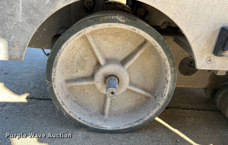 image for item MM9139 2008 Husqvarna Soff-Cut GX4200  concrete saw