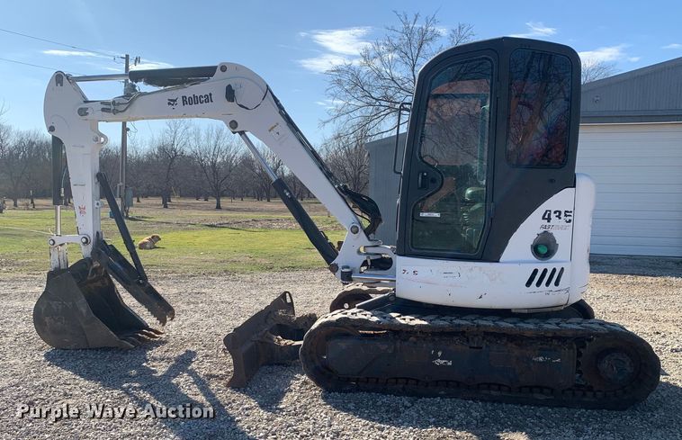 image for item MM9734 2004 Bobcat 435G  mini excavator