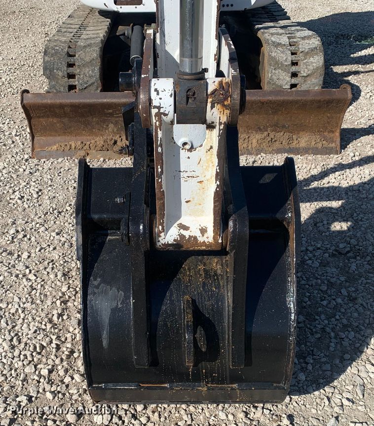 image for item MM9734 2004 Bobcat 435G  mini excavator