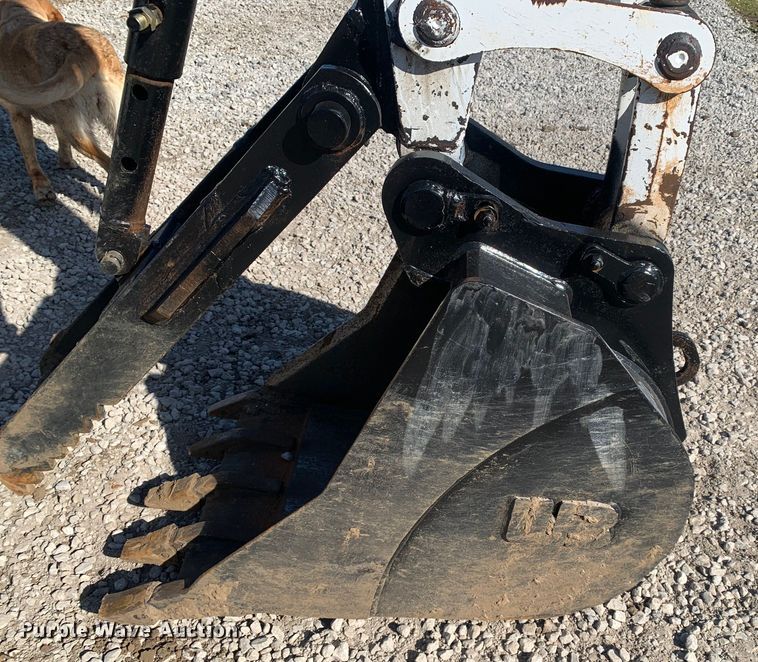 image for item MM9734 2004 Bobcat 435G  mini excavator