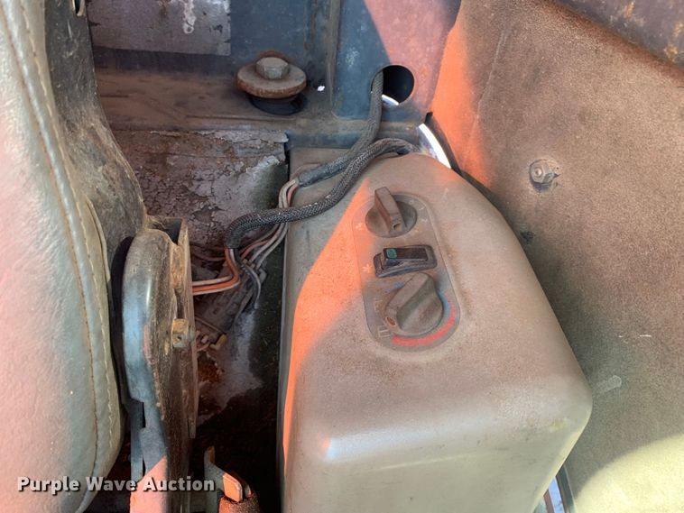 image for item MM9734 2004 Bobcat 435G  mini excavator