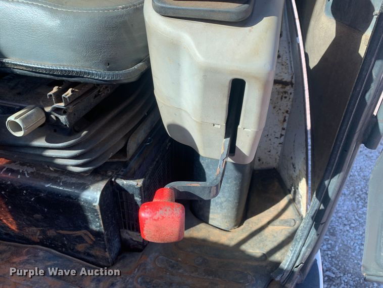 image for item MM9734 2004 Bobcat 435G  mini excavator