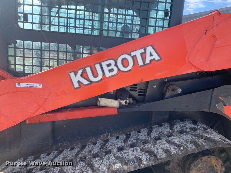 image for item MM9735 2014 Kubota SVL90-2  tracked skid steer loader
