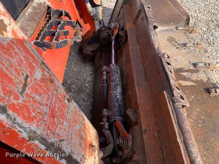 image for item MM9735 2014 Kubota SVL90-2  tracked skid steer loader