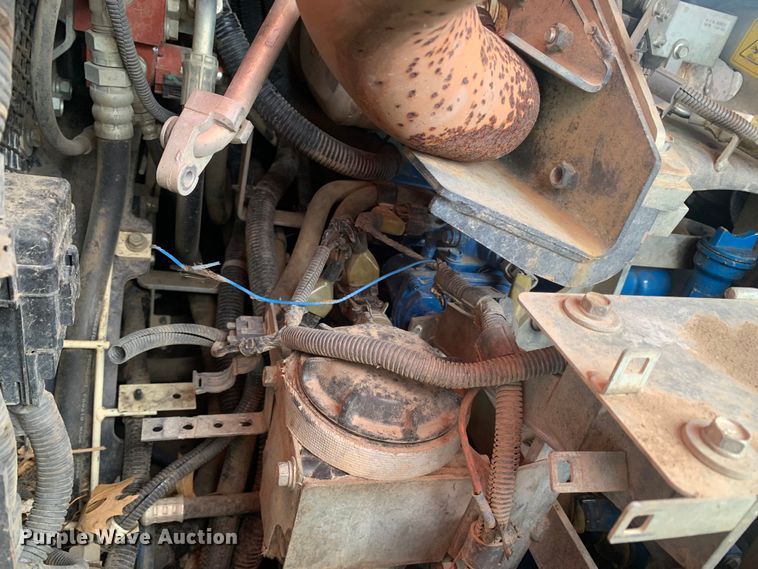 image for item MM9735 2014 Kubota SVL90-2  tracked skid steer loader