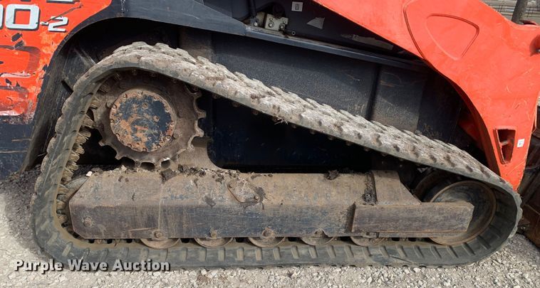 image for item MM9735 2014 Kubota SVL90-2  tracked skid steer loader