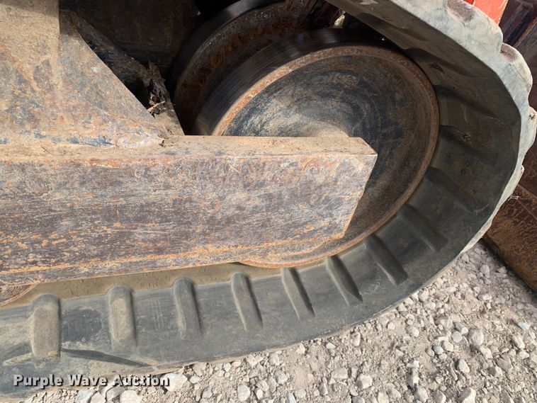 image for item MM9735 2014 Kubota SVL90-2  tracked skid steer loader