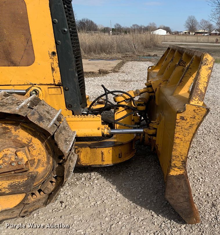 image for item MM9736 2007 John Deere 650J  dozer