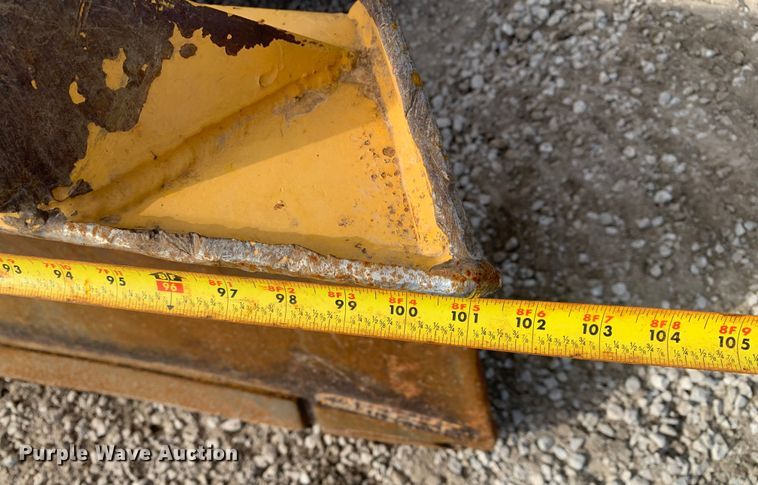 image for item MM9736 2007 John Deere 650J  dozer