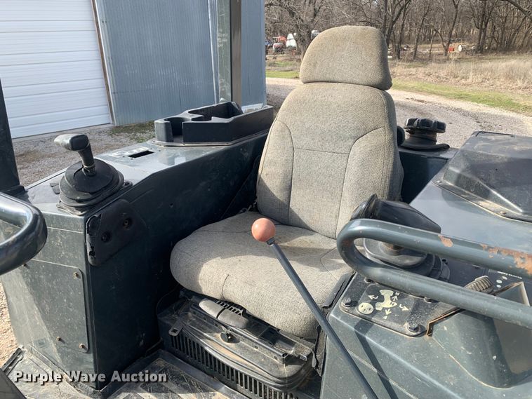 image for item MM9736 2007 John Deere 650J  dozer