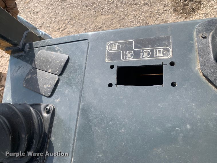 image for item MM9736 2007 John Deere 650J  dozer