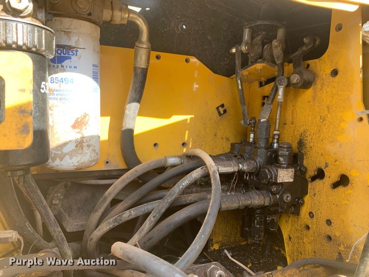 image for item MM9736 2007 John Deere 650J  dozer