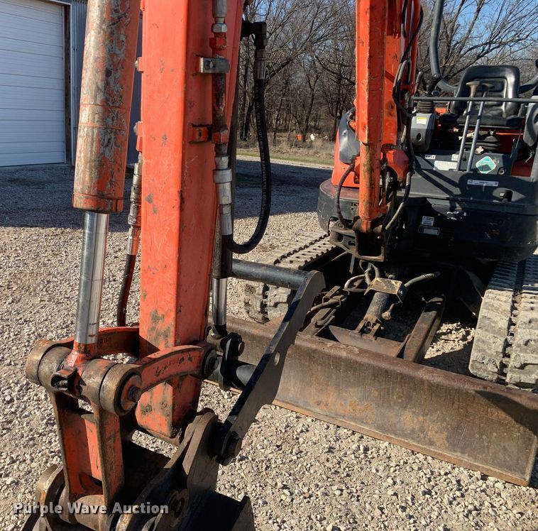 image for item MM9737 2014 Kubota KX91-3S2  mini excavator