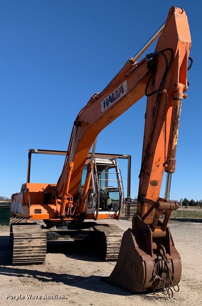 image for item MM9749 1998 Halla HE220LC  excavator