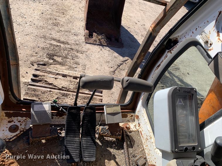 image for item MM9749 1998 Halla HE220LC  excavator